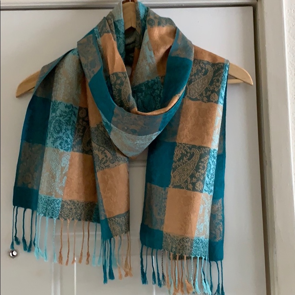Scarf